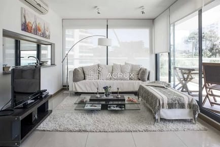 Moderno apartamento en playa brava, Punta del Este