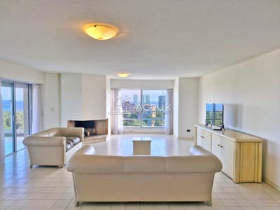 Venta Apartamento en Punta del Este Parquemar Bosque Semipiso en Zona Roosevelt