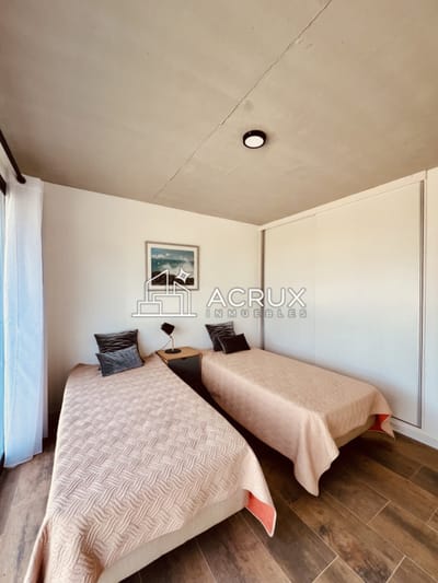 Moderna casa, casi a estrenar, en alquiler de verano, en Punta del Este.