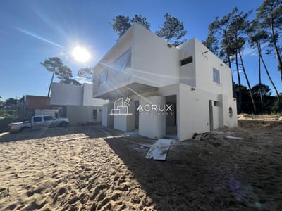 Casa a estrenar en Pinares. Punta del Este