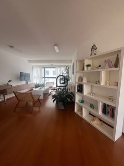 2 dormitorios frente al mar , alquiler de temporada y venta