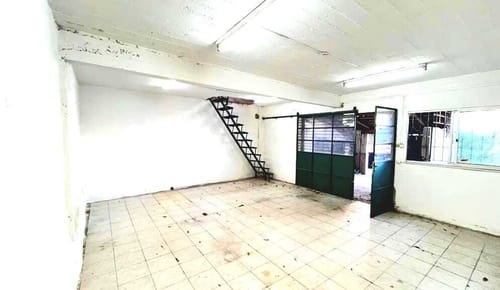 Alquiler/Belvedere/Local Comercial/ Excelente Ubicación/48m2/A metros avenidas.