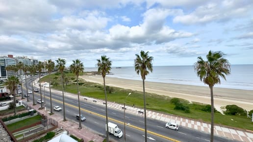 VENTA APARTAMENTO BUCEO FRENTE AL MAR, 3 DOR, BALCON,GARAGE,PISCINA CLIMATIZADA