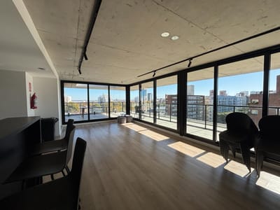 Piso alto  a estrenar Venta apto 2 Dor - 1 Baños opción cochera USD 177400