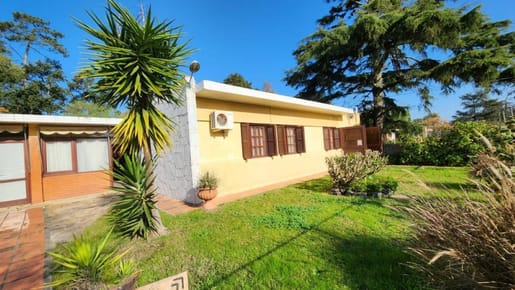 Venta casa de 837m en Atlantida Sur