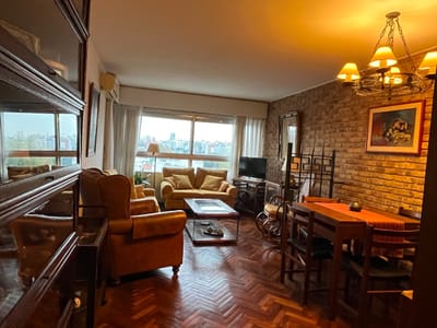 Venta de apartamento al frente Pocitos Nuevo,3 dorm, garage,