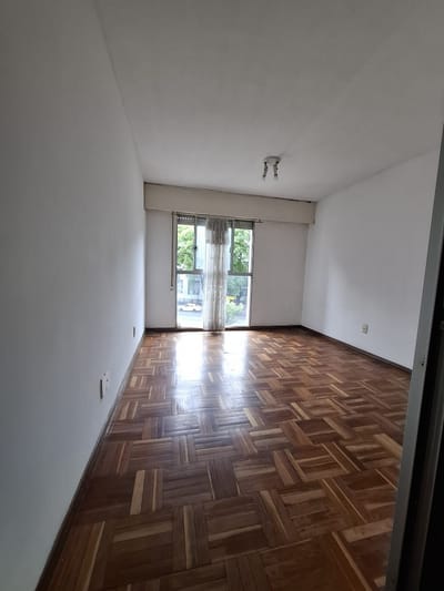 Monoambiente frente al Pereira Rossel | Ideal Inversión 7% anual | Apto Banco