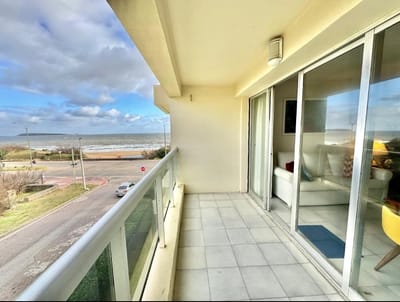 Venta Nuda propiedad Rambla Punta del Este -Apto  2 Dor -2 Baños Gje USD149.990