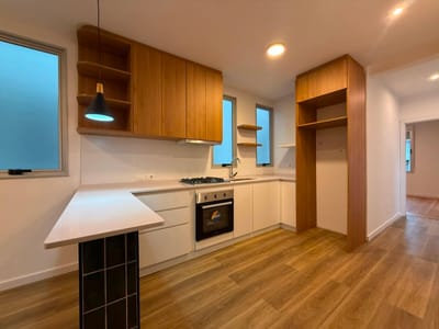 Edificio de estilo a ESTRENAR ! 2 dormitorios,uno en suite - 2 baños - Centro