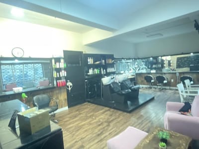 LOCAL COMERCIAL EN  ALQUILER EN L.A. HERRERA CERCA DE NUEVO CENTRO