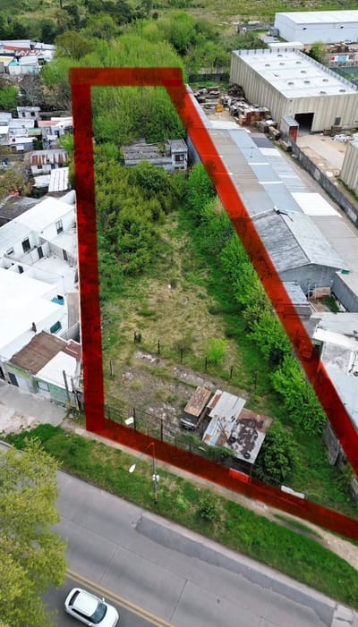 Venta /Gran terreno nivelado 3.465 M2 Sobre Cno. Maldonado /Acceso por 2 calles