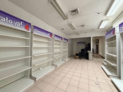 LOCAL COMERCIAL U OFICINA en Ciudad Vieja/mt Rambla/inversion/depositos