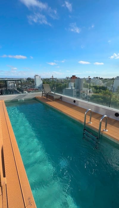 Apartamento Cordon Amoblado, Opcion cochera, Piscina, Parrillero en edificio