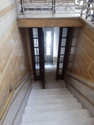Venta Cordon:3 locales comerciales más casa de altos con renta. Financiación