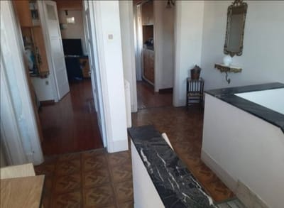 Venta/5 Dormí/4 Baños/180m² Edificado/ 220m²Terreno/Sobre B. Artigas!