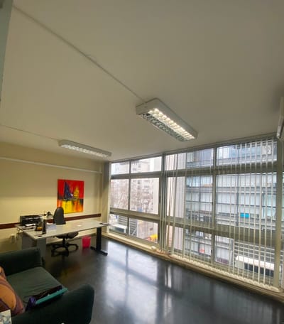 OFICINA Cordón Sur , 85 mt2, 3 oficinas pivadas,sala de reuniones,  con RENTA