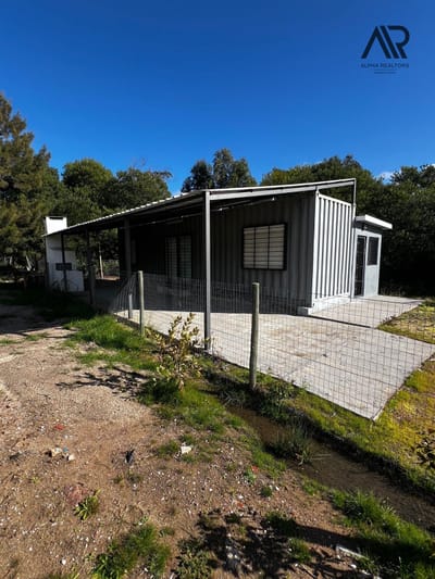 Casa en alquiler temporario c/ cochera en Santa Monica