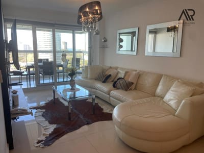 Apartamento en alquiler temporario c/ cochera en Playa Mansa
