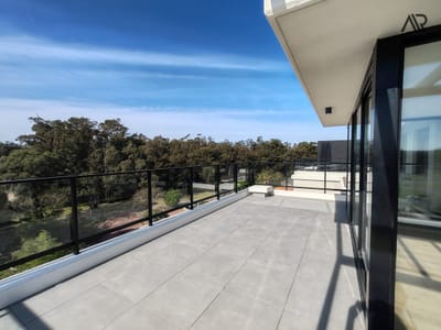 Apartamento de 3 dormitorios, con amplia terraza en Barra de Carrasco