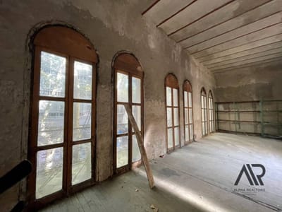 Oportunidad Desarrolladores - Construcción Sobre Amplio Terreno En Gran Punto
