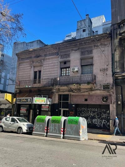 Venta Padron Andes Casi 18 De Julio - Admite 27 Metros De Altura - Fos 100