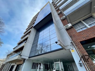 ¡oficinas En Inmejorable Punto Pque Rodó Frente A La Rambla En Venta O Alquiler!