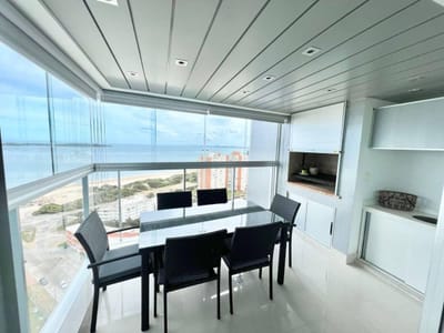 Apartamento en alquiler temporada de 2 dormitorios c/ cochera