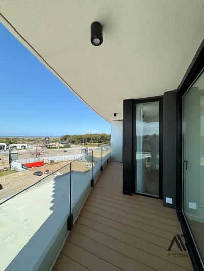 Apartamento en alquiler de 2 dormitorios c/ cochera en Parque Miramar