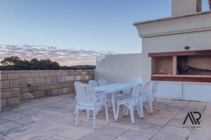 Apartamento en venta de 3 dormitorios c/ cochera en Playa Mansa