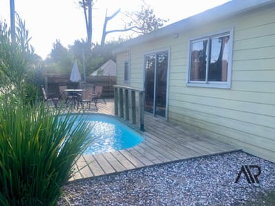 Complejo de 3 casas con piscina en venta en Punta del Diablo
