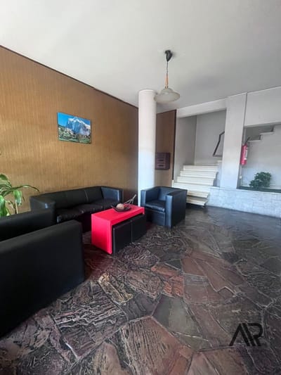 Apartamento en venta c/ cochera en Aguada