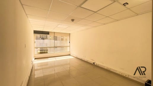Oficina en alquiler ubicado en Torre Libertad, 18 de julio Centro