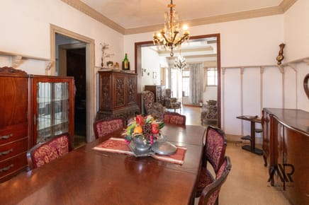 Casa en venta de 5 dormitorios c/ cochera en Tres Cruces