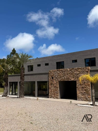 Apartamento en alquiler temporario c/ cochera en Rincón del Indio