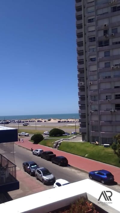 Apartamento en alquiler temporario c/ cochera en La Pastora