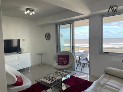 Apartamento en venta c/ cochera en La Pastora
