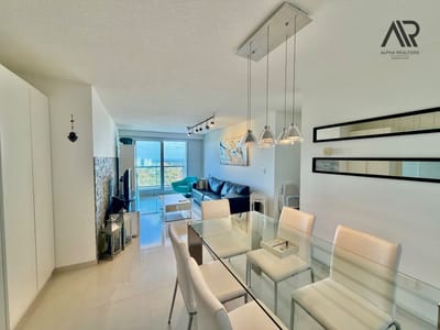 Apartamento en venta c/ cochera en Nuevo Cantegril