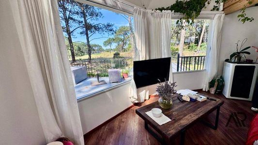 Casa en venta c/ cochera en Laguna Del Sauce