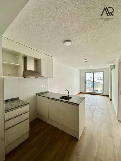 Alquiler Apartamento 1 Dormitorios 1 baño en tres Cruces