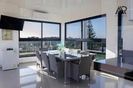 Apartamento en venta c/ cochera en Nuevo Cantegril