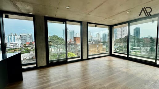 Apartamento en venta c/ cochera en La Pastora