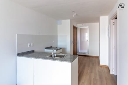 Alquiler de apartamento de 1 dormitorio en Barrio Sur. Con terraza y patio!