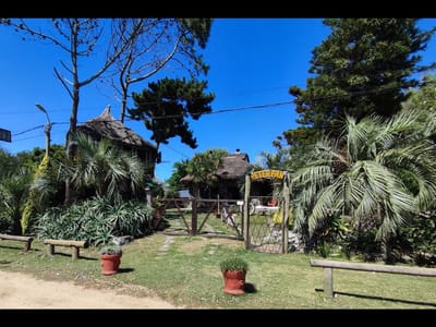 Venta casa 4 dormitorios 4 baños Maldonado
