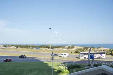 Venta apartamento 3 dormitorios Punta del Este