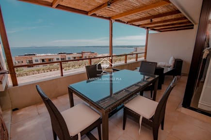 Venta de apartamento de dos dormitorios con parrillero exclusivo, Punta Ballena