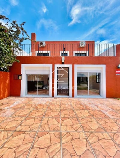Muy buen Local Comercial en MANANTIALES! Consultenos
