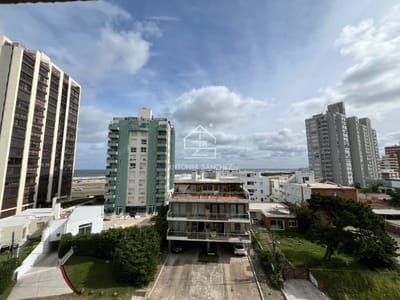 Apartamento en Venta de 2 dormitorios en Punta del este , Playa Brava , Siglo Sol