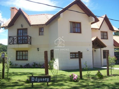 Casa en Venta, Rincón del Indio, Punta del Este, 4 Dormitorios.