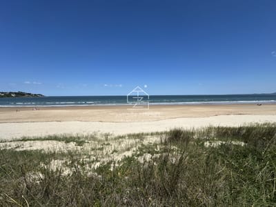 Terreno sobre el mar en Solanas