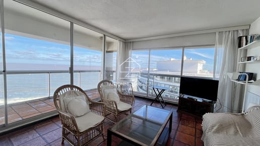Apartamento 2 dormitorios Punta del Este vista a la Brava